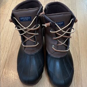Sperry Shoes 7.5 LIKE NEW